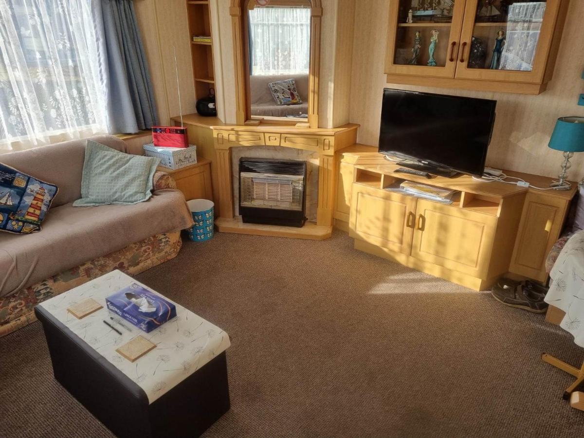 Tm8 6 Berth 2 Bedroom Caravan P Chapel Saint Leonards Exteriör bild