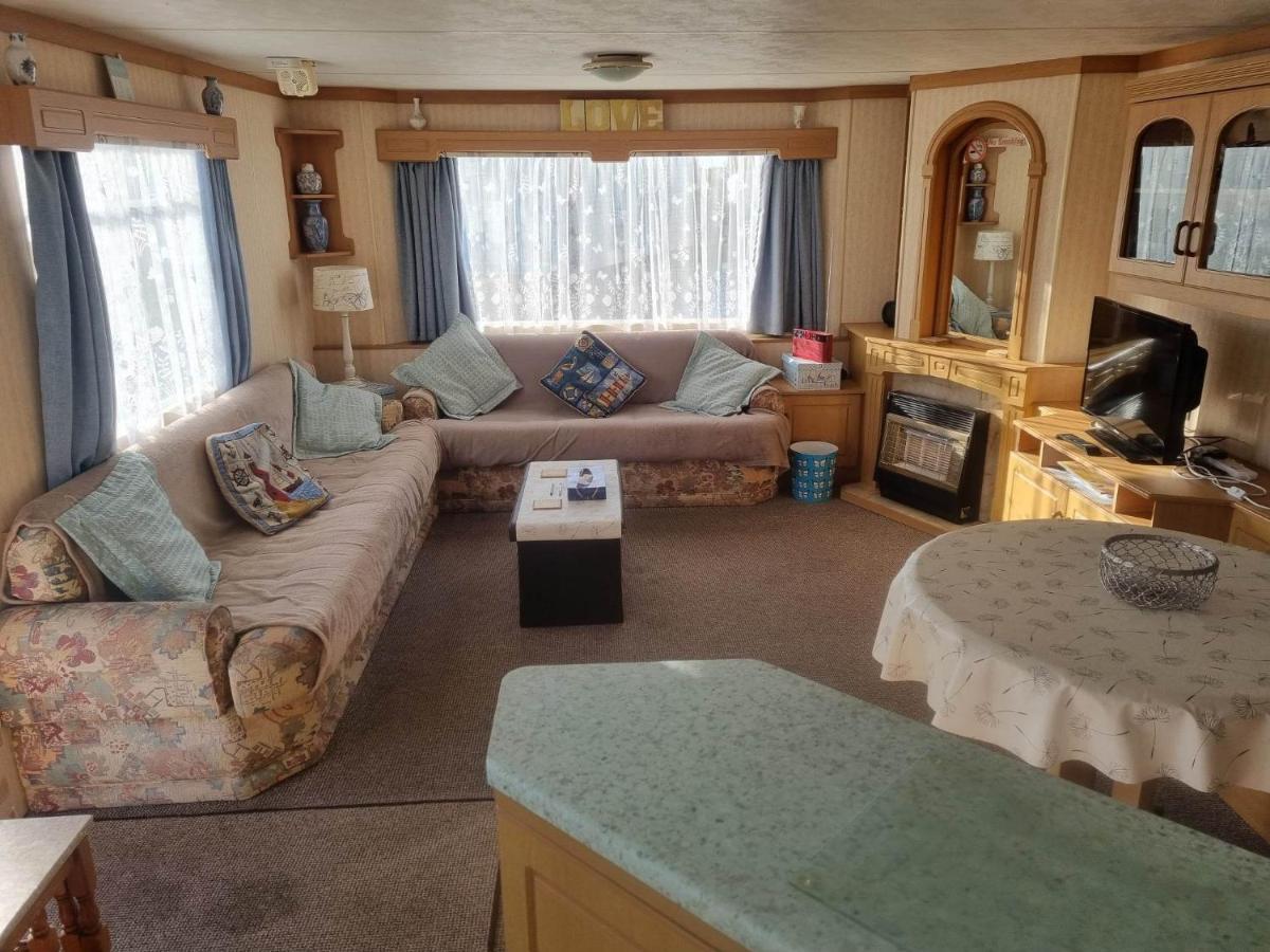 Tm8 6 Berth 2 Bedroom Caravan P Chapel Saint Leonards Exteriör bild
